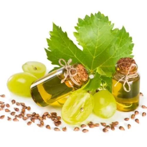 Grapeseed Oil For Skin – Benefits & Uses